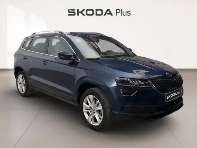 Usado Skoda Karoq Style 150 CV (110 kW) 2021 Azul SUV