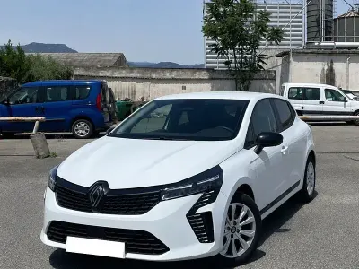 Usado Renault Clio V 90 CV (66 kW) 2026 Blanco Berlina