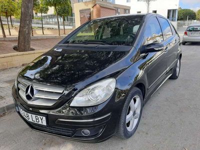 Mercedes B250