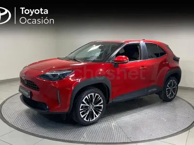 Usado Toyota Yaris Cross Style 116 CV (85 kW) 2022 Rojo SUV