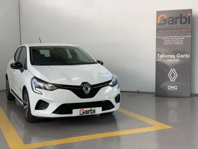 Käytetty Renault Clio V Equilibre 101 HP (74 kW) 2022 Valkoinen Viistoperä