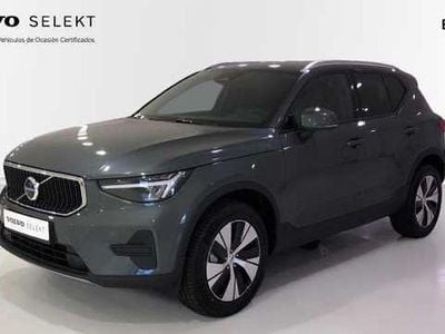 Oro Nuevo 2025 Volvo XC40 Core SUV | 39.990 € (Precio justo)