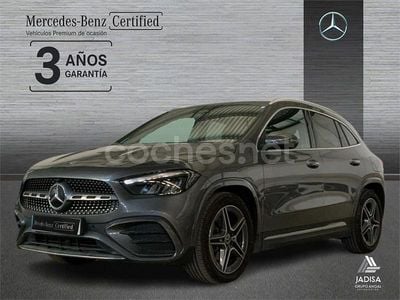 Gris / plata Usado 2025 Mercedes GLA200 SUV | 42.490 € (Precio justo)