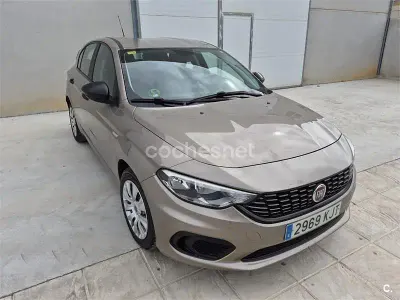Usado Fiat Tipo Pop 95 CV (69 kW) 2018 Beige Berlina