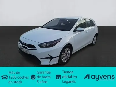 Usado Kia Ceed 101 CV (74 kW) 2022 Blanco Utilitario