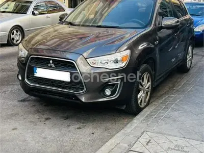 Usado Mitsubishi ASX Motion 116 CV (85 kW) 2014 Gris / plata SUV