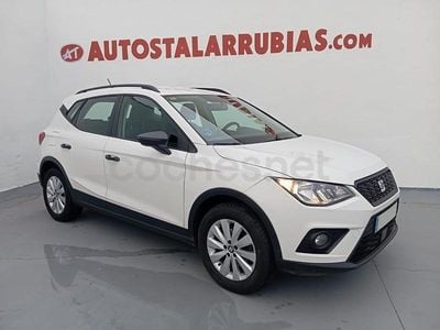 Usado Seat Arona Ecomotive 95 CV (69 kW) 2020 Blanco SUV