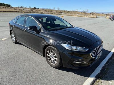 Usado Ford Mondeo Trend 150 CV (110 kW) 2019 Negro Berlina