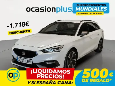 Usado Seat Leon FR 150 CV (110 kW) 2021 Blanco Familiar