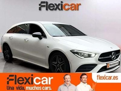 Blanco Usado 2021 Mercedes CLA200 Shooting Brake Familiar | 23.990 € (Buen precio)