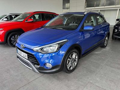 Azul Usado 2020 Hyundai i20 SUV | 8990 €