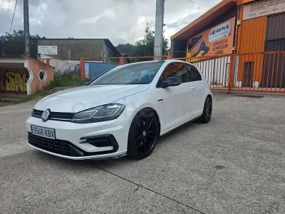 Usado VW Golf VII R 310 CV (228 kW) 2017 Blanco Berlina