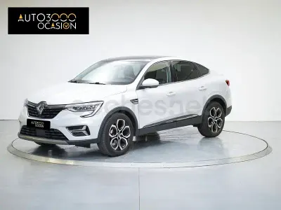 Używany Renault Arkana Zen 140 KM (102 kW) 2021 Biały SUV