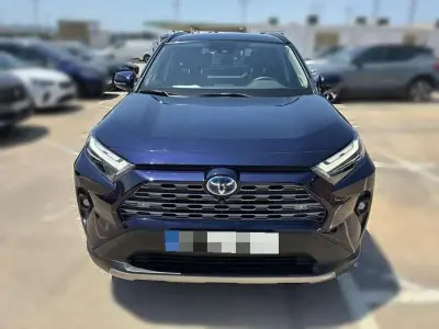Usado Toyota RAV4 Hybrid Luxury 178 CV (130 kW) 2023 Azul SUV