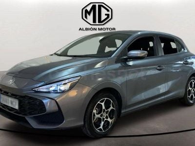 Usado MG MG3 Comfort 116 CV (85 kW) 2025 Gris / plata Utilitario