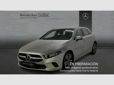 Usado Mercedes A180 136 CV (100 kW) 2022 Plateado Utilitario