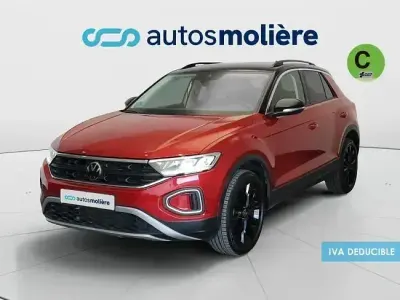 Usado VW T-Roc 110 CV (80 kW) 2023 Rojo SUV