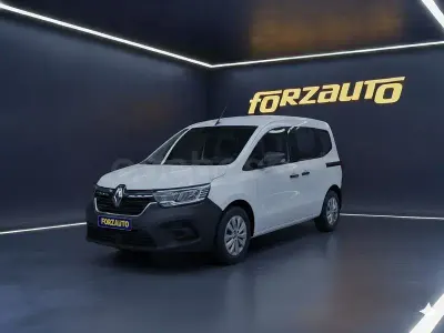 Usado Renault Kangoo 95 CV (69 kW) 2024 Blanco Monovolumen