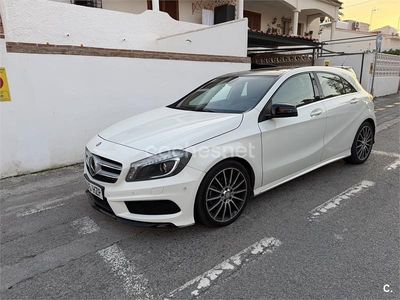 Usado Mercedes A180 AMG line 109 CV (80 kW) 2014 Blanco Berlina
