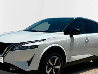 Bitono (blanco y negro) negra Usado 2022 Nissan Qashqai N-Connecta SUV | 27.900 € (Un poco caro)