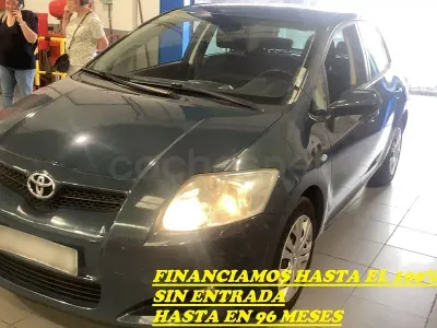Usado Toyota Auris Luna 97 CV (71 kW) 2007 Azul Utilitario