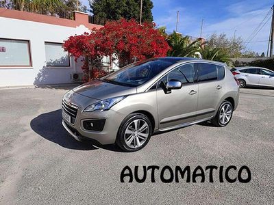 Usado Peugeot 3008 114 CV (83 kW) 2015 Beige Monovolumen