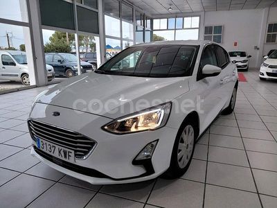 Usado Ford Focus Trend 95 CV (69 kW) 2019 Blanco Berlina
