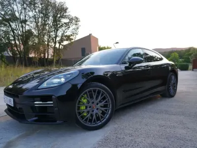 Usado Porsche Panamera 4 470 CV (345 kW) 2025 Negro Utilitario