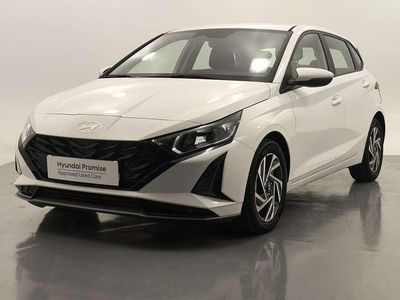 Blanco Usado 2024 Hyundai i20 Utilitario | 15.400 € (Precio justo)