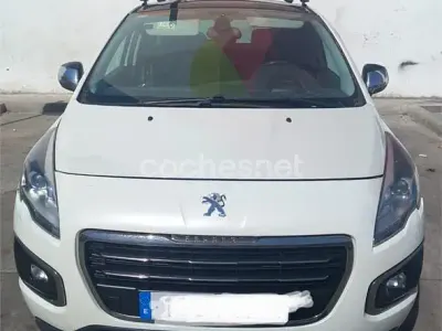 Usado Peugeot 3008 Allure 115 CV (84 kW) 2014 Blanco Familiar