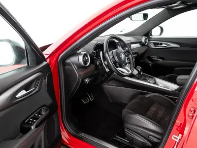 Usado Alfa Romeo Tonale Veloce 160 CV (117 kW) 2023 Rojo alfa SUV