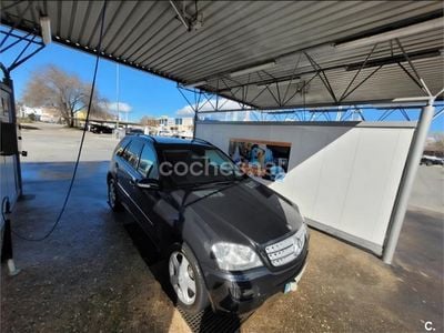 Mercedes ML320