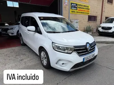 Usado Renault Kangoo Zen 95 CV (69 kW) 2021 Blanco Monovolumen