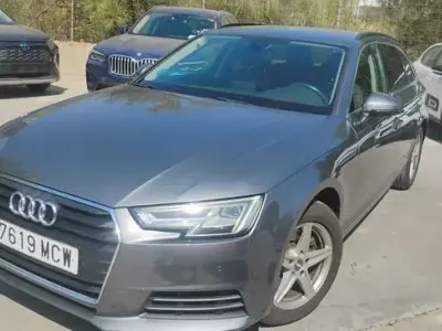 Usado Audi A4 Advanced Plus 149 CV (109 kW) 2019 Gris Familiar