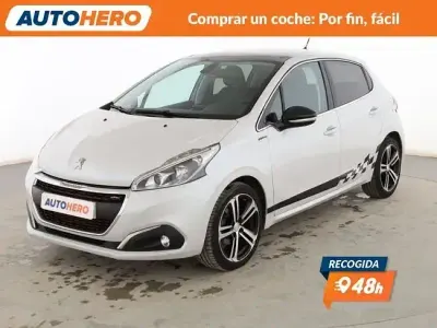 Usado Peugeot 208 GT-line 110 CV (80 kW) 2016 Blanco Utilitario