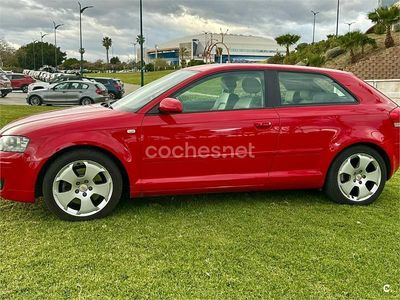 Usado Audi A3 Ambiente 170 CV (125 kW) 2006 Rojo Utilitario