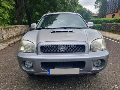 Usado Hyundai Santa Fe GLS 112 CV (82 kW) 2002 Gris / plata SUV