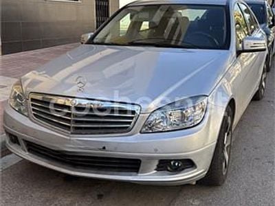 Usado Mercedes C220 170 CV (125 kW) 2009 Gris / plata Berlina