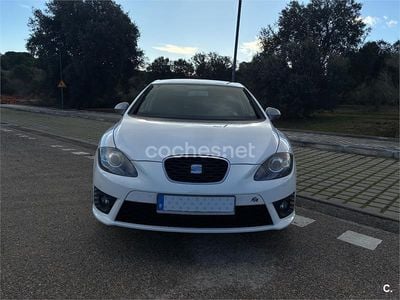 Usado Seat Leon FR 211 CV (155 kW) 2010 Blanco Berlina