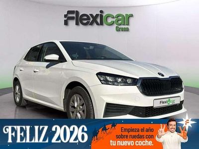 Blanco Usado 2023 Skoda Fabia Ambition Utilitario | 13.490 € (Precio justo)