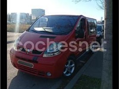 Usado Renault Trafic LIMITED 120 CV (88 kW) 2019 Rojo Monovolumen