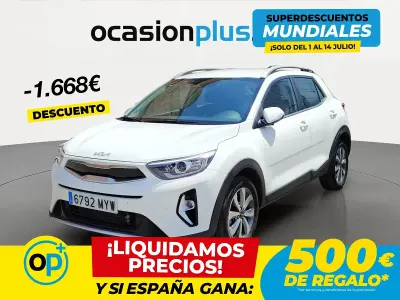 Usado Kia Stonic 100 CV (73 kW) 2025 Blanco SUV