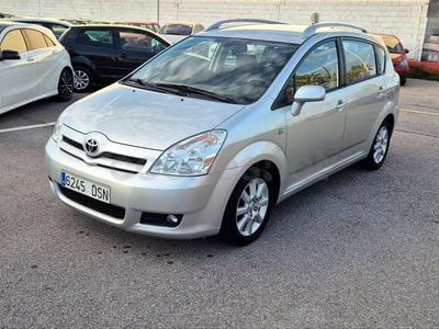 Usado Toyota Corolla Verso Sol 136 CV (100 kW) 2005 Gris / plata Monovolumen