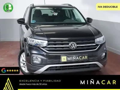 Usado VW T-Cross Advance 110 CV (80 kW) 2023 Negro SUV