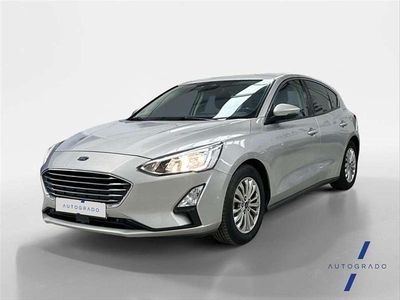 Usado Ford Focus Trend 125 CV (91 kW) 2019 Gris Utilitario