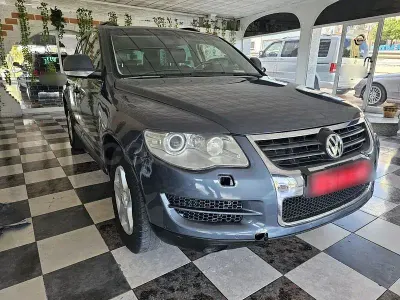 Second-hand VW Touareg 225 CP (165 kW) 2007 Gri SUV