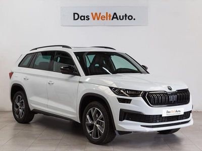 Usado Skoda Kodiaq SportlinePlus 150 CV (110 kW) 2022 Blanco SUV