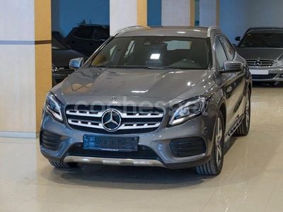 Usado Mercedes GLA200 136 CV (100 kW) 2018 Gris / plata SUV