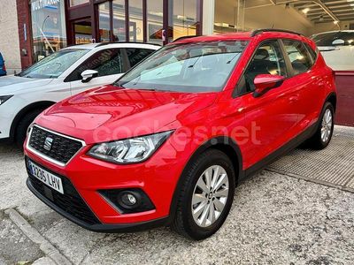 Usado Seat Arona Style 95 CV (69 kW) 2020 Rojo SUV
