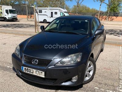 Lexus IS220d